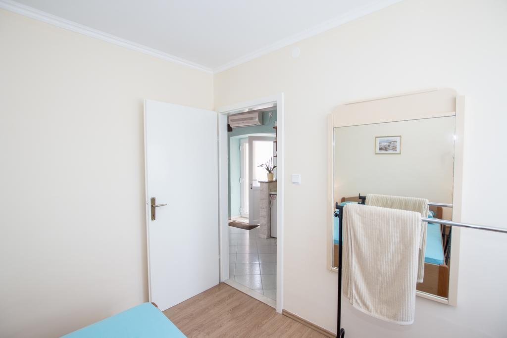 Radovcic Apartments And Rooms Trsteno Exterior foto