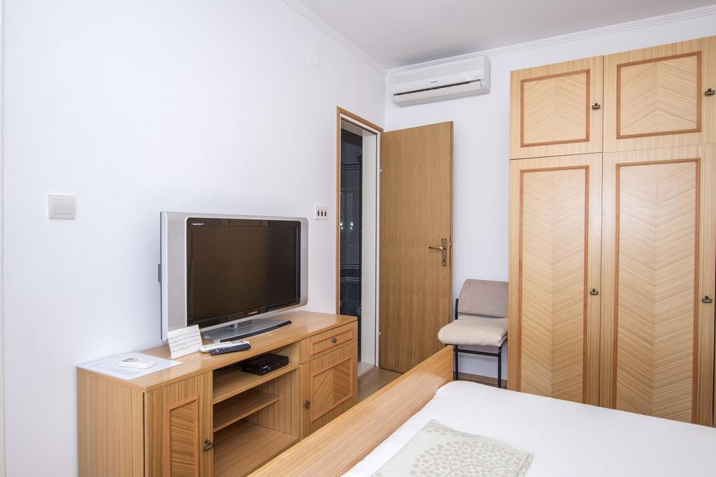 Radovcic Apartments And Rooms Trsteno Exterior foto